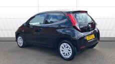 Toyota Aygo 1.0 VVT-i X-Play TSS 5dr x-shift Petrol Hatchback